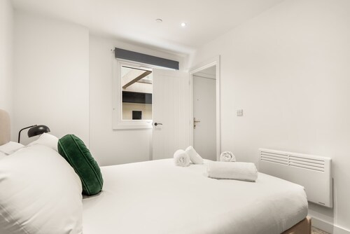 Stylish 1 BED Apartment in Central Hull