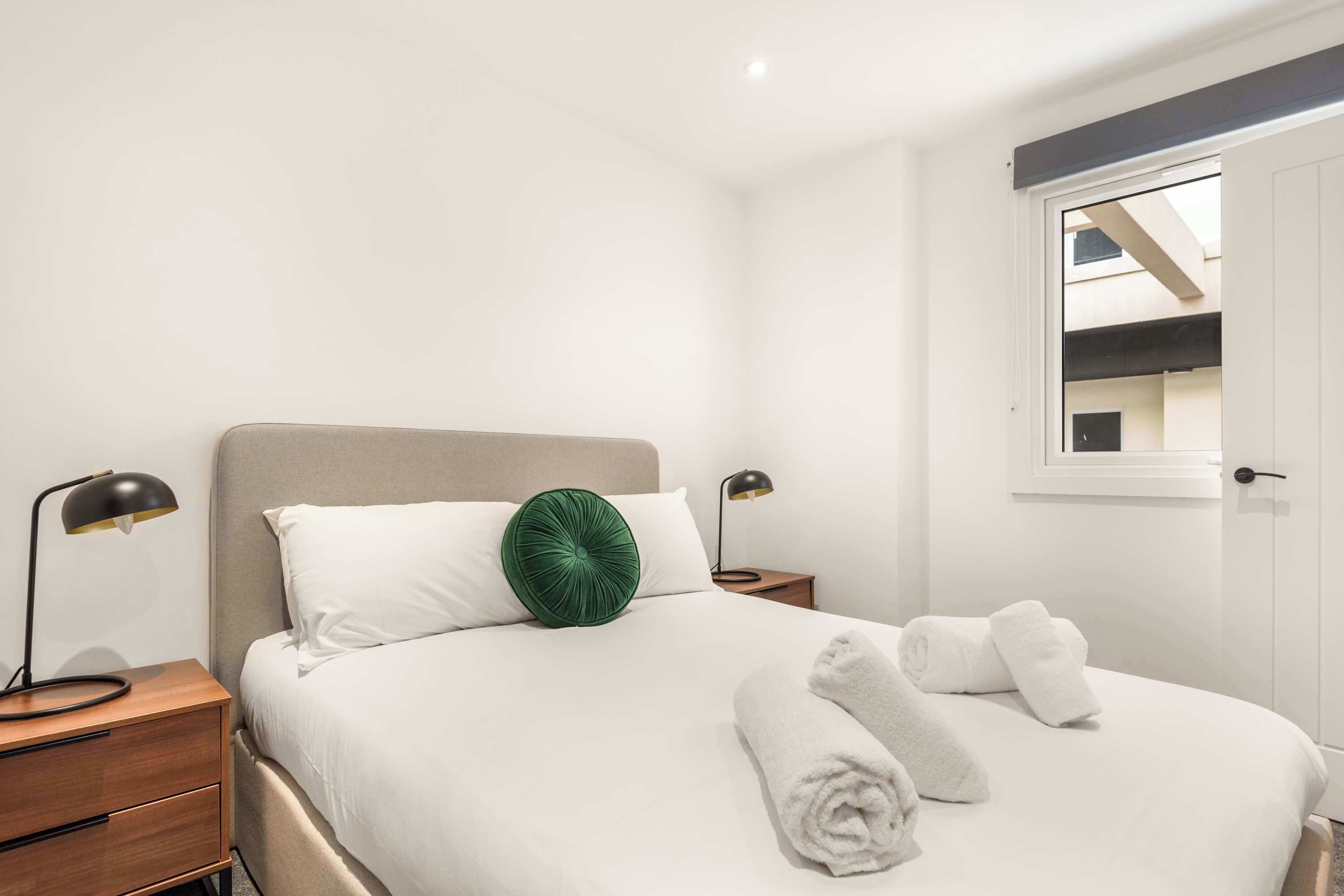 1 bedroom, desk, iron/ironing board, WiFi