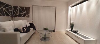 Family-friendly apartment with fenced garden on the lake district