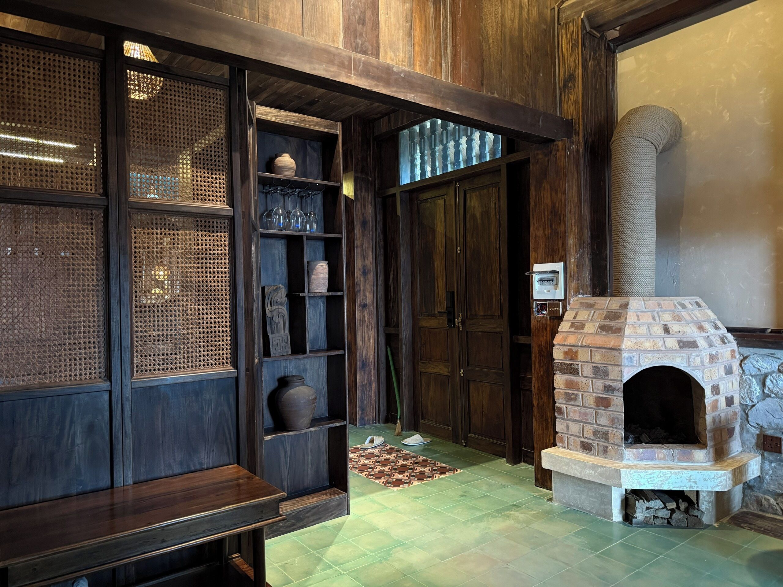 Peach House - Foot Massage Included | Interior