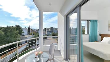 Basic Double Room, Courtyard View
