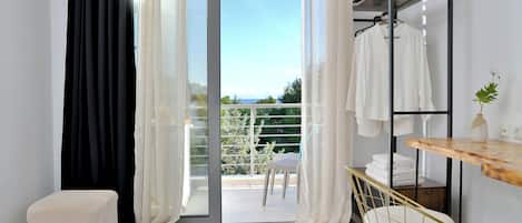 Deluxe-Doppelzimmer, eingeschränkter Meerblick | Innenbereich