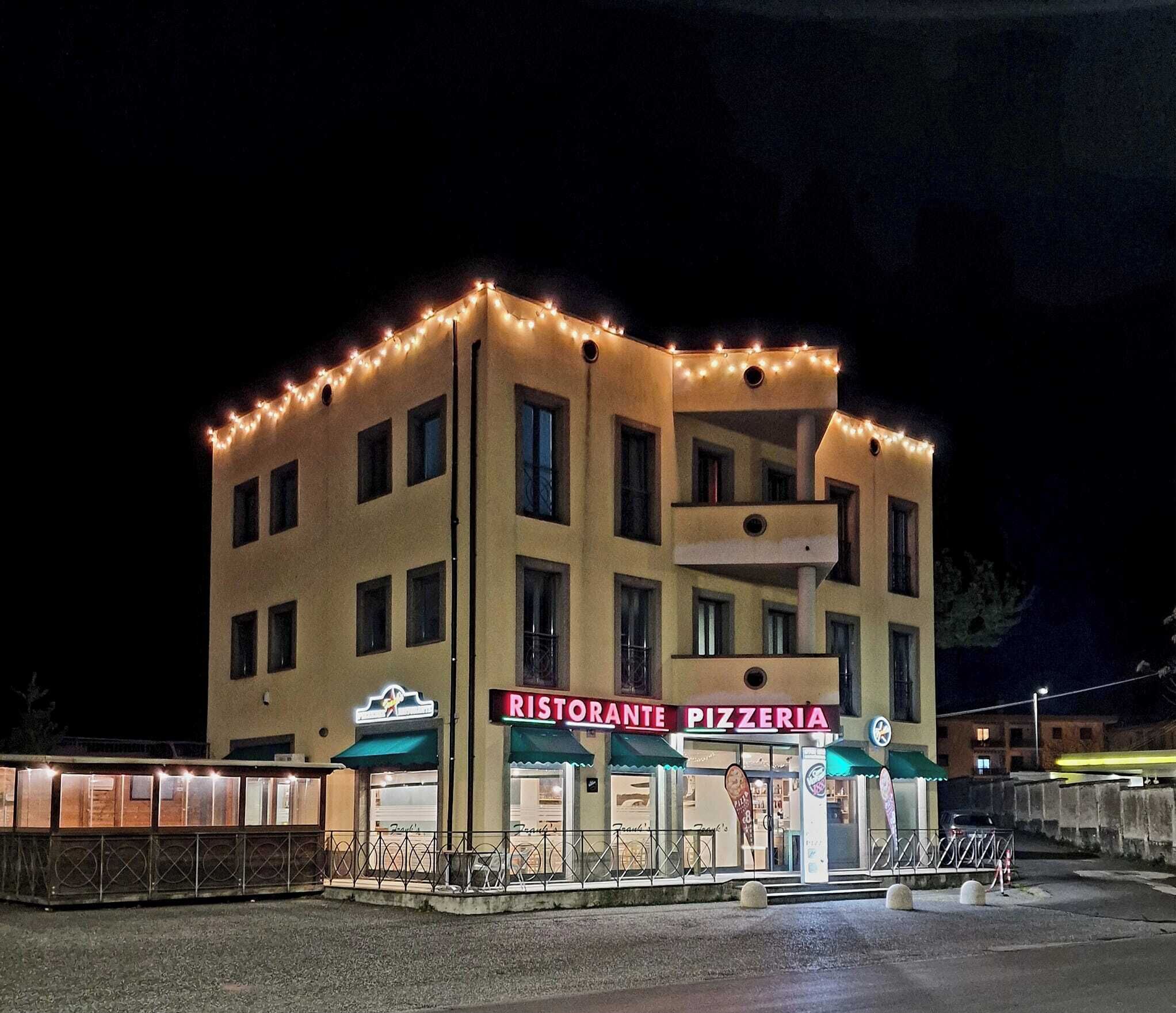 Esterni