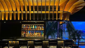 Bar (en la propiedad)