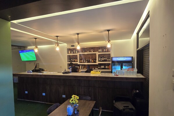 Room, 1 Bedroom, Accessible, Smoking | Bar (on property)