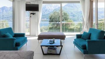 Villa Luxury, vista lago | Area soggiorno