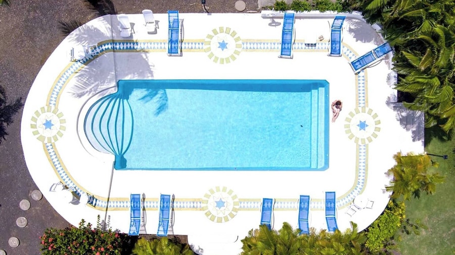 Castles in Paradise - by Zenbreak