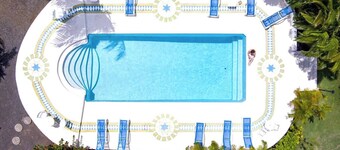 Castles in Paradise - by Zenbreak