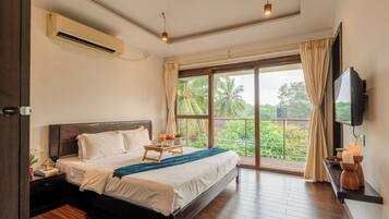 Villa, 3 Bedrooms, Pool View, Beachside