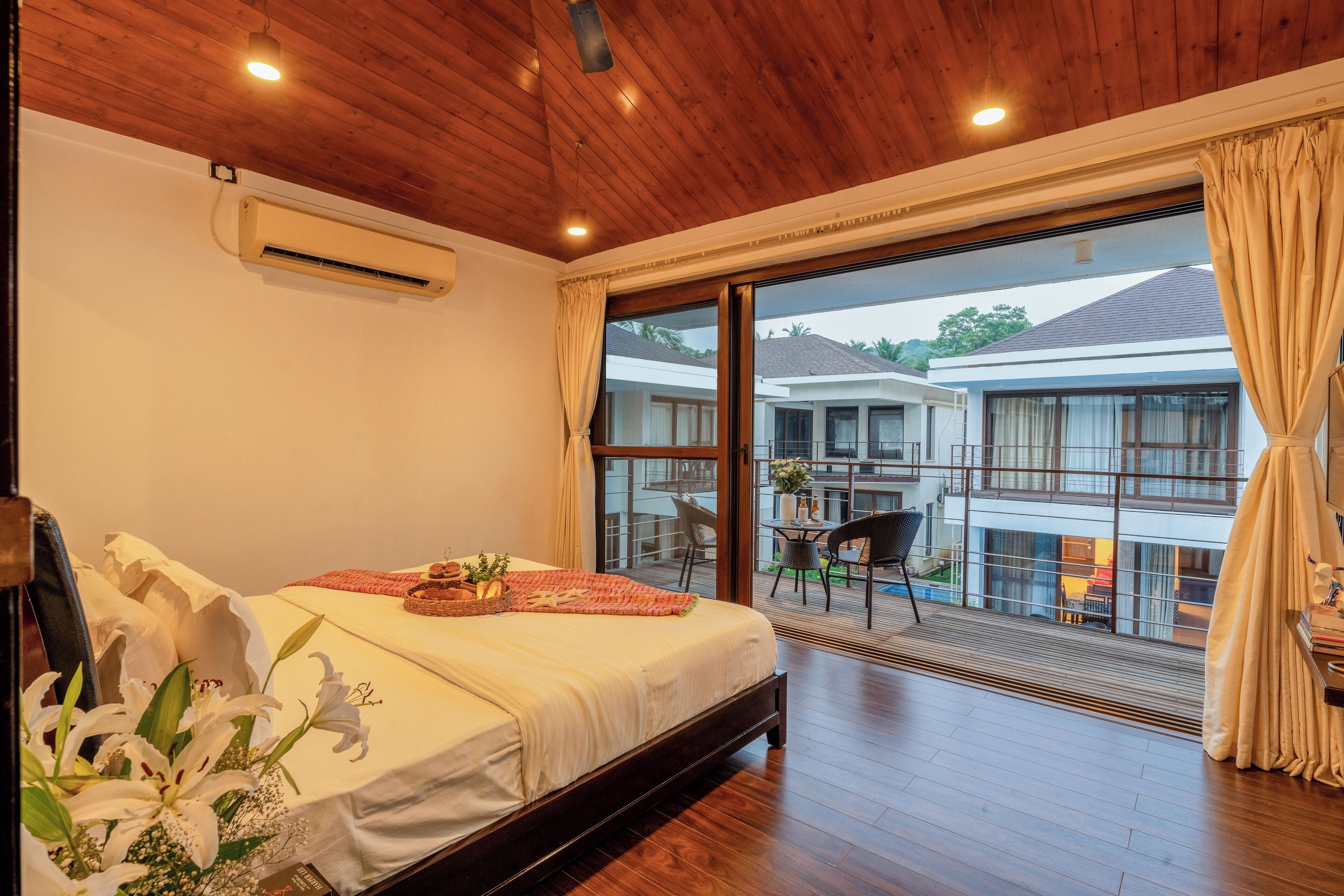 Villa, 3 Bedrooms, Pool View, Beachside