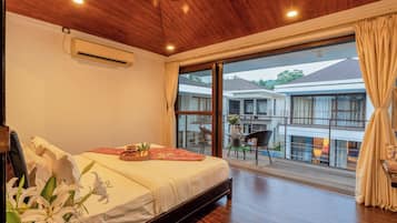 Villa, 3 Bedrooms, Pool View, Beachside