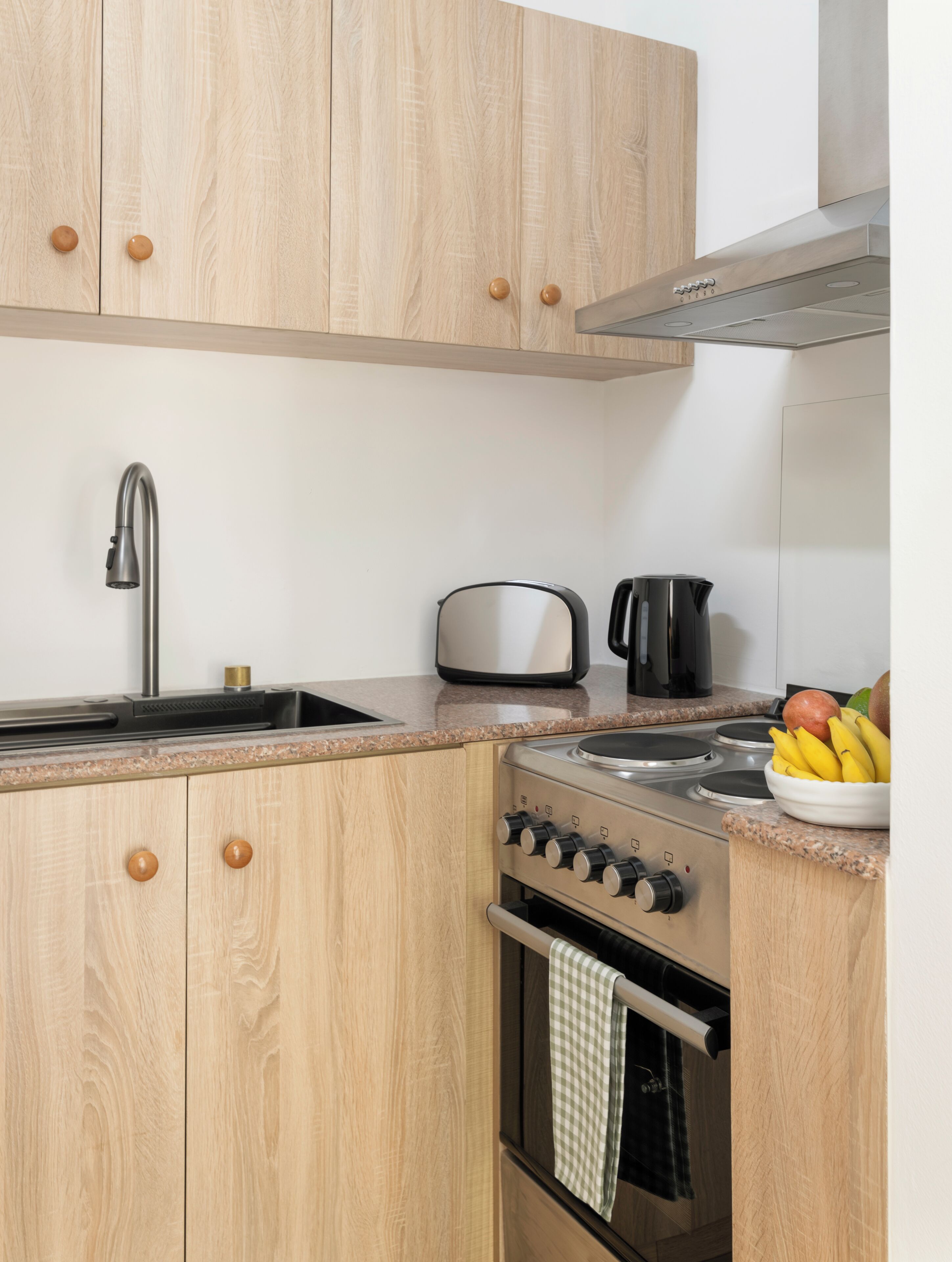 Standard Double Room, Garden View | Private kitchen