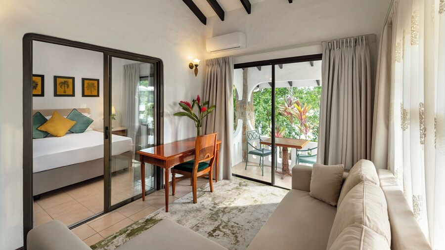 Eden’s Holiday Villas