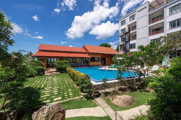 Palette Casa De Sol Beach Resort - Phú Quốc