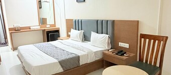 Hotel TGR Bharuch