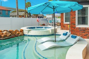 Beheizter Pool