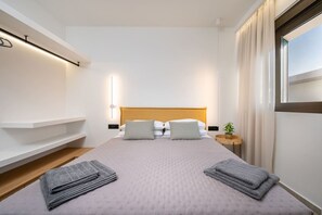 2 bedrooms, iron/ironing board, WiFi, bed sheets - Beach Luxury Houses Complex (Kos)