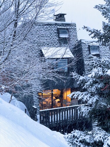 Le Nid de l'Arbizon, chalet cosy 8 pers. avec cheminée et terrasse.