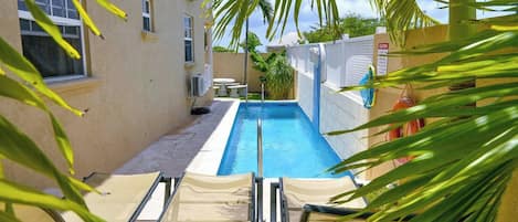 Leilighet, 2 soverom, terrasse, hageutsikt | Basseng | Utendørsbasseng