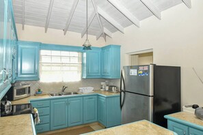 Apartamento, 2 habitaciones, terraza, vistas al jardín | Interior