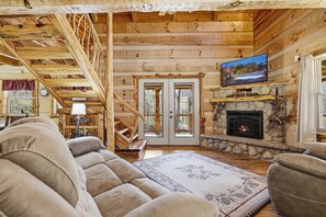 Fireplace - On Caney Creek, Hot Tub, Fireplace (Cosby)