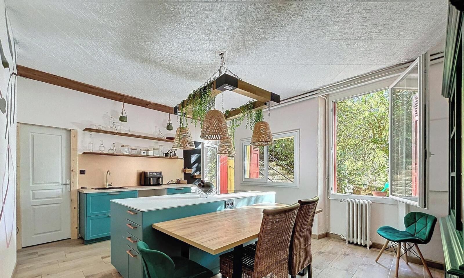 Fridge, stovetop, dishwasher, coffee/tea maker