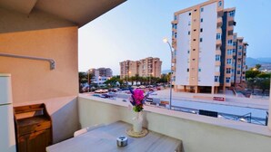 Comfort Apartment, Balcony, City View | Outdoor dining - Los Cristianos Beach Balcony Apartment (Los Cristianos)