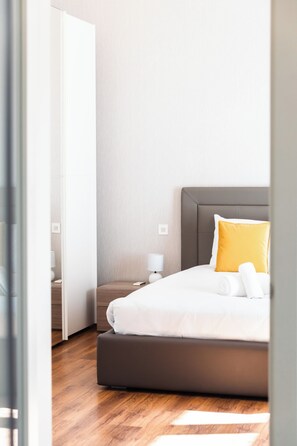 Basic Apartment | Free WiFi - Duplex Sliema (Sliema)