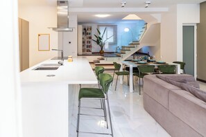 เบสิกอพาร์ทเมนท์ | ร้านอาหาร