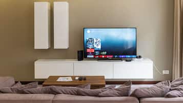 Basic Apartment | Living area