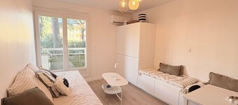 Equipped and air-conditioned 2-room apartment in La Favière - walking distance to the beach - parking