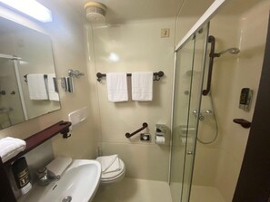 Apartment | Bathroom - Bendorf Hotel by Belvilla Twin Room (Bendorf)