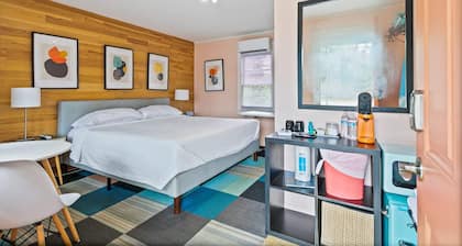 Retro Retreat-1950s Motel in St Augustine