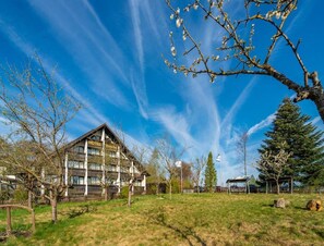 Apartment | Garden - Hotel Heiderhof by Belvilla Single Room (Obersteinebach)