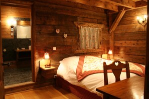 4 Schlafzimmer, Bügeleisen/Bügelbrett, Internetzugang, Bettwäsche