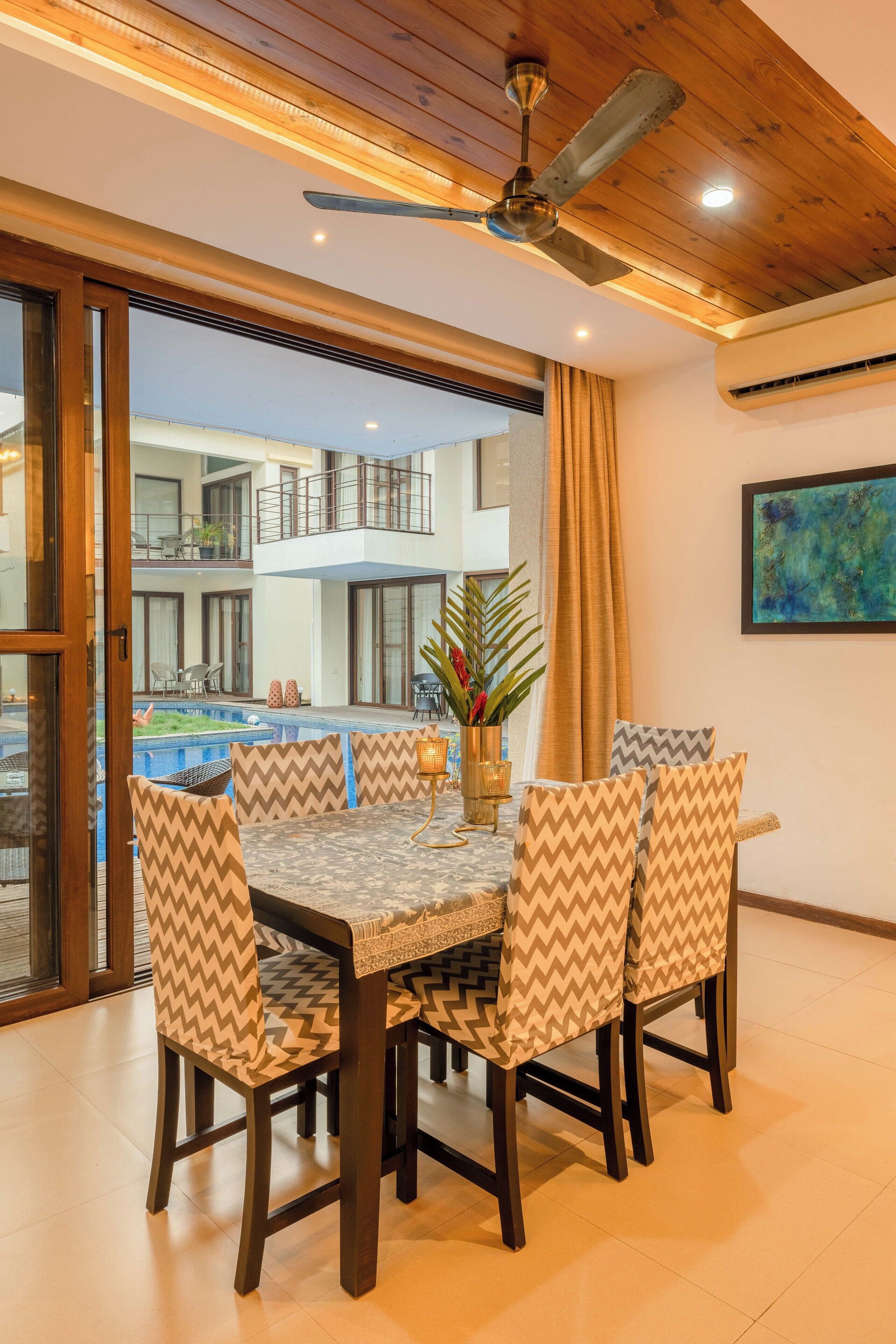 Villa, 3 Bedrooms, Pool View, Beachside | Dining