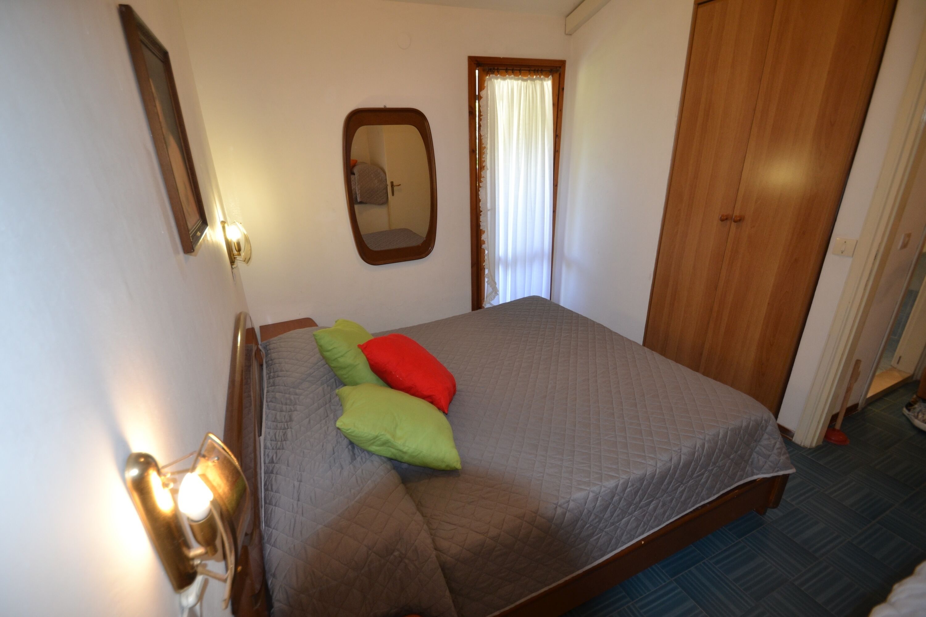 4 bedrooms