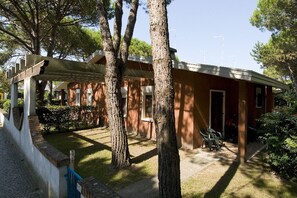 Vila, 3 quartos, varanda, vista para o jardim | Terraço/pátio