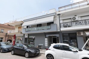 Exterior - Central Cozy Home by Rentals Pro - Nea Moudania Halkidiki (Nea Moudania)