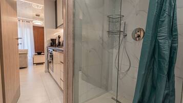 Hair dryer, towels