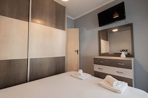 3 Schlafzimmer, Bügeleisen/Bügelbrett, WLAN, Bettwäsche