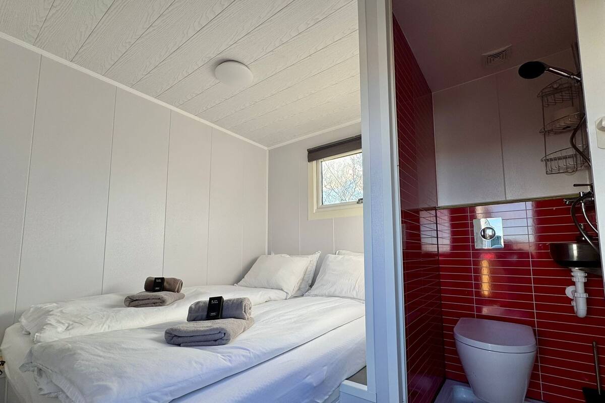 Double Room, Balcony, Garden View | Soundproofing, free WiFi