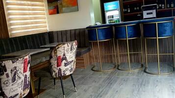 Bar (en la propiedad)