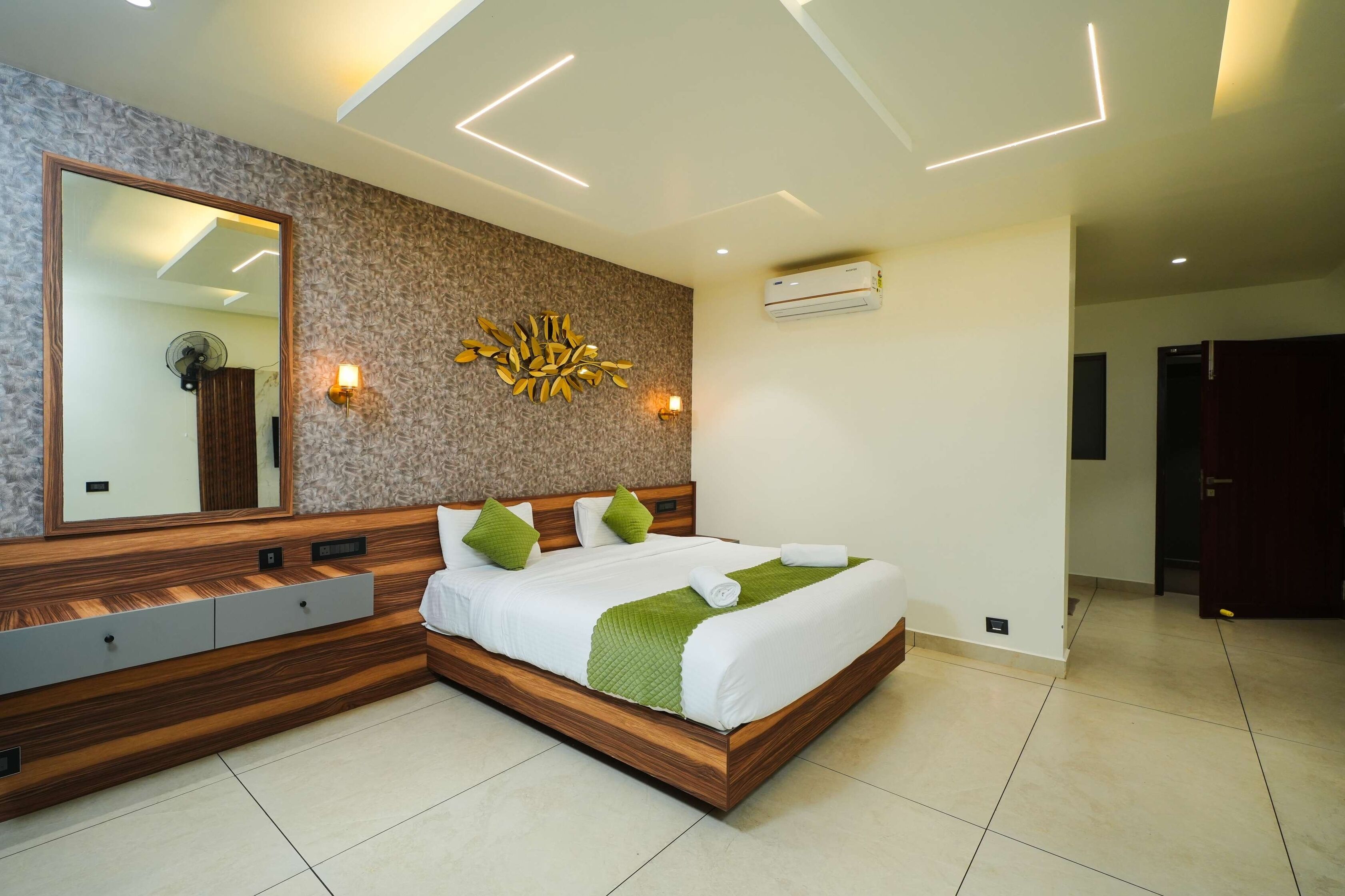 Quarto casal luxo, vista para a montanha