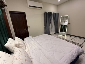 3 dormitorios, tabla de planchar con plancha, wifi y ropa de cama
