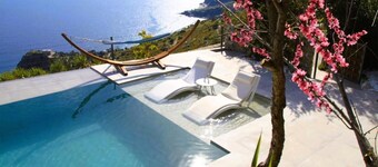 Anemos Luxury Villas