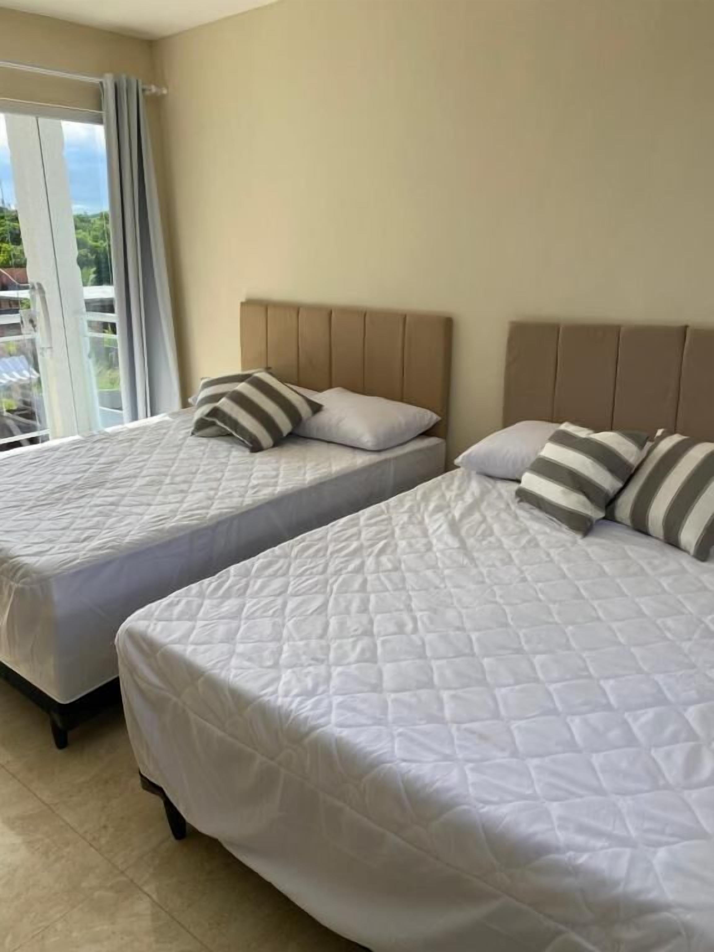 Standard Quadruple Room, Pool View