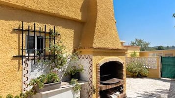 Bungalow, 2 phòng ngủ, hút thuốc, quang cảnh vườn | Hiên