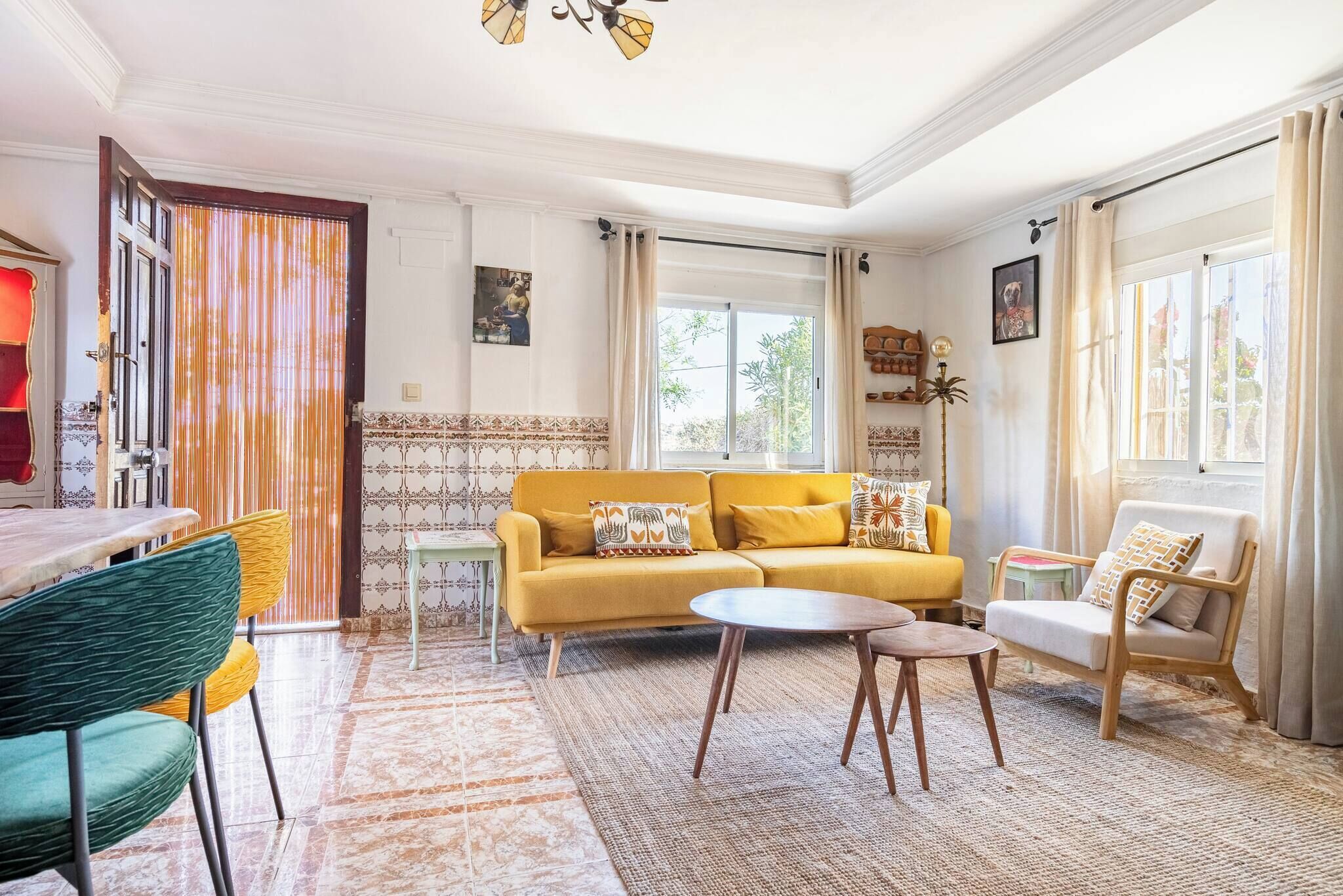 Bungalow, 2 phòng ngủ, hút thuốc, quang cảnh vườn | Khu phòng khách | Sách 