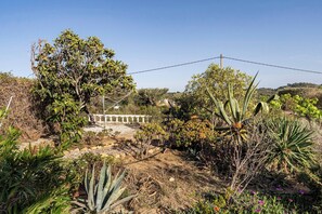 Bungalow, 2 Bedrooms, Smoking, Garden View | Property grounds - Casa Elja Valencia - Long Stays & Remote Work (Torrent)